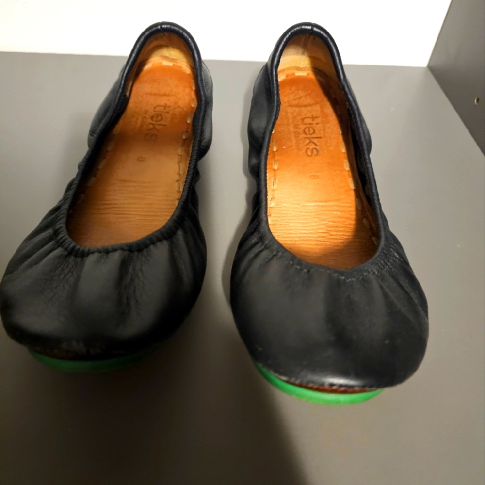 Tieks Matte Black Size 8
